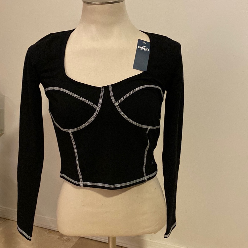 Hollister California top